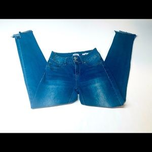 YMI blue denim, dark wash Jeans Mid‎ Rise size one